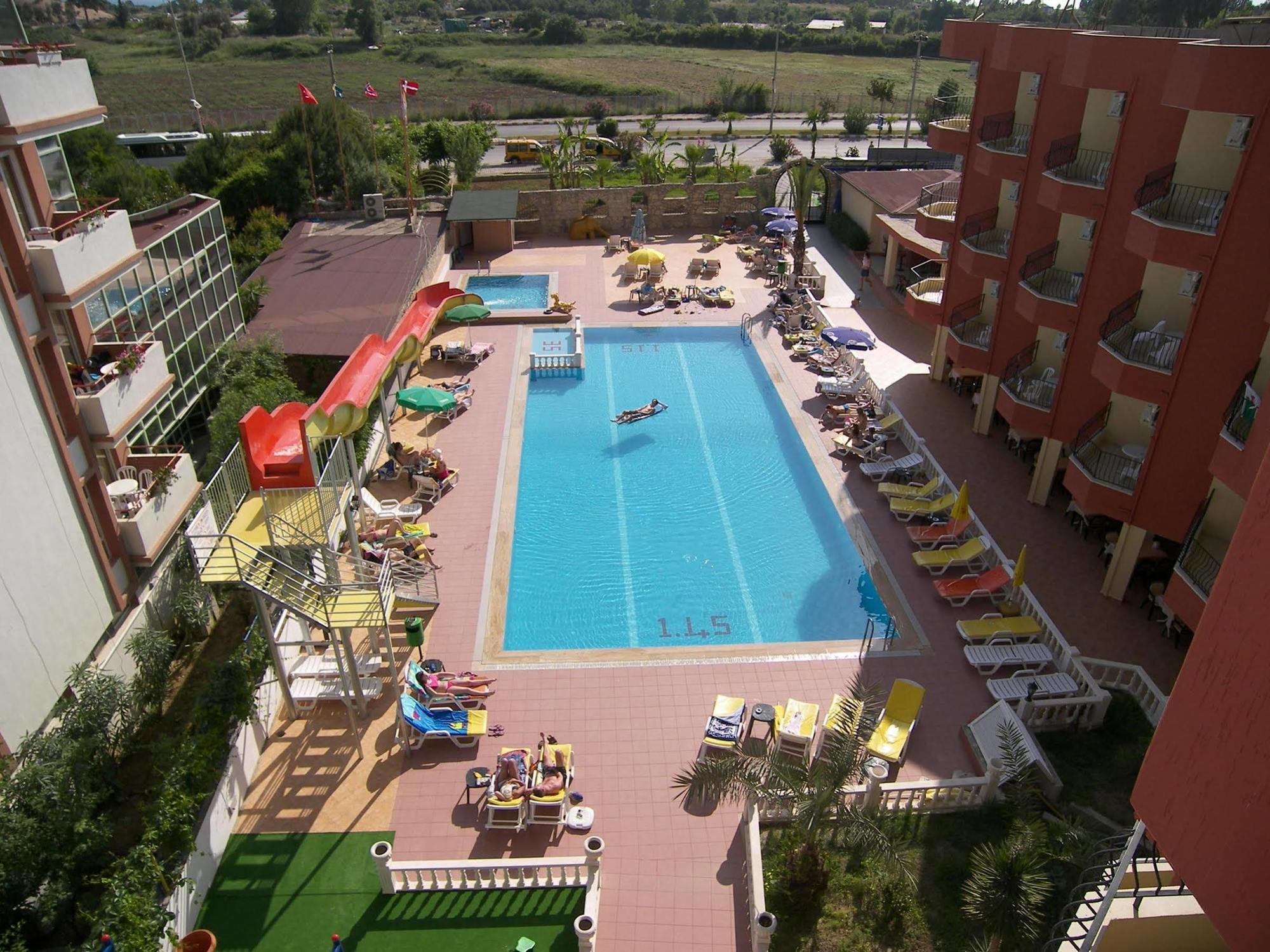 Oz Side Hotel Buitenkant foto